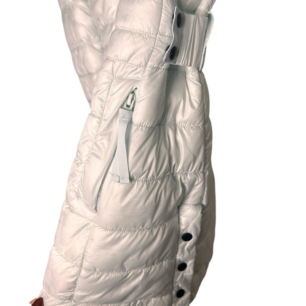 Swiss Tech women’s puffer jacket in light blue. Size: Small - Picture 6 of 9